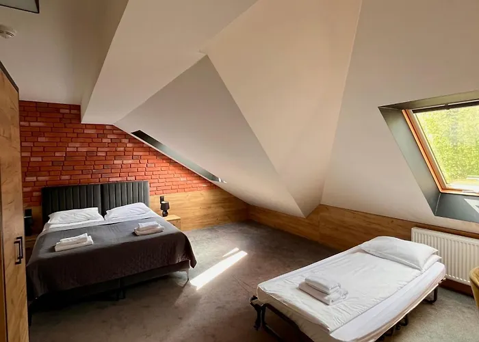 Nocleg ze śniadaniem Ostoja Garden 4*